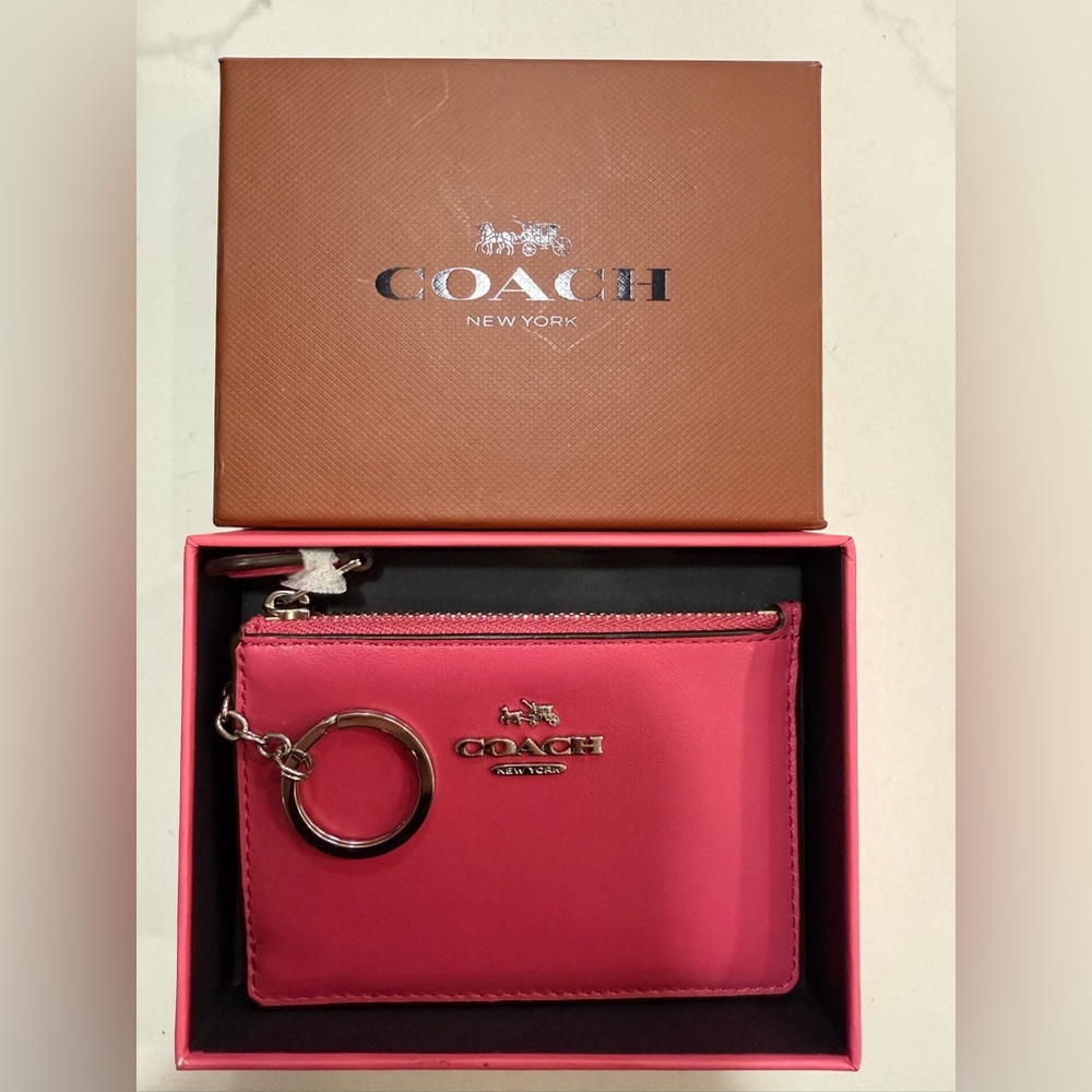 Coach pink leather Id wallet with keychain